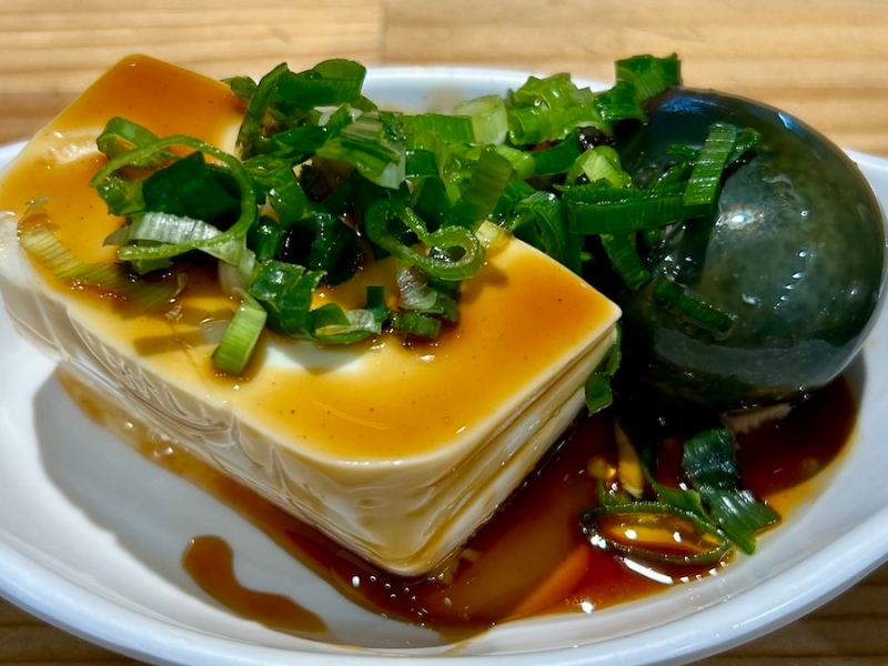 台北でピータン豆腐を食べる